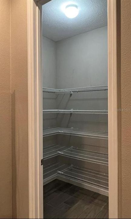 В аренду: $2,250 (4 спален, 2 ванн, 2058 Квадратных фут)