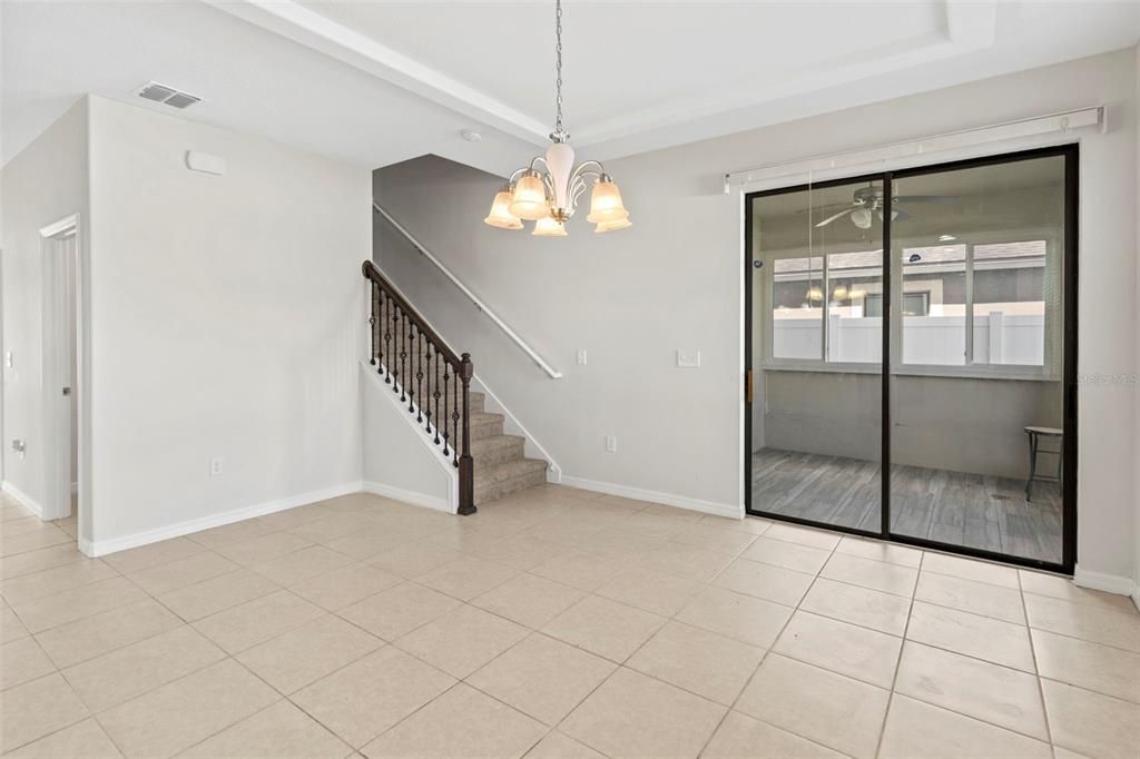 En Venta: $399,900 (4 camas, 2 baños, 2466 Pies cuadrados)
