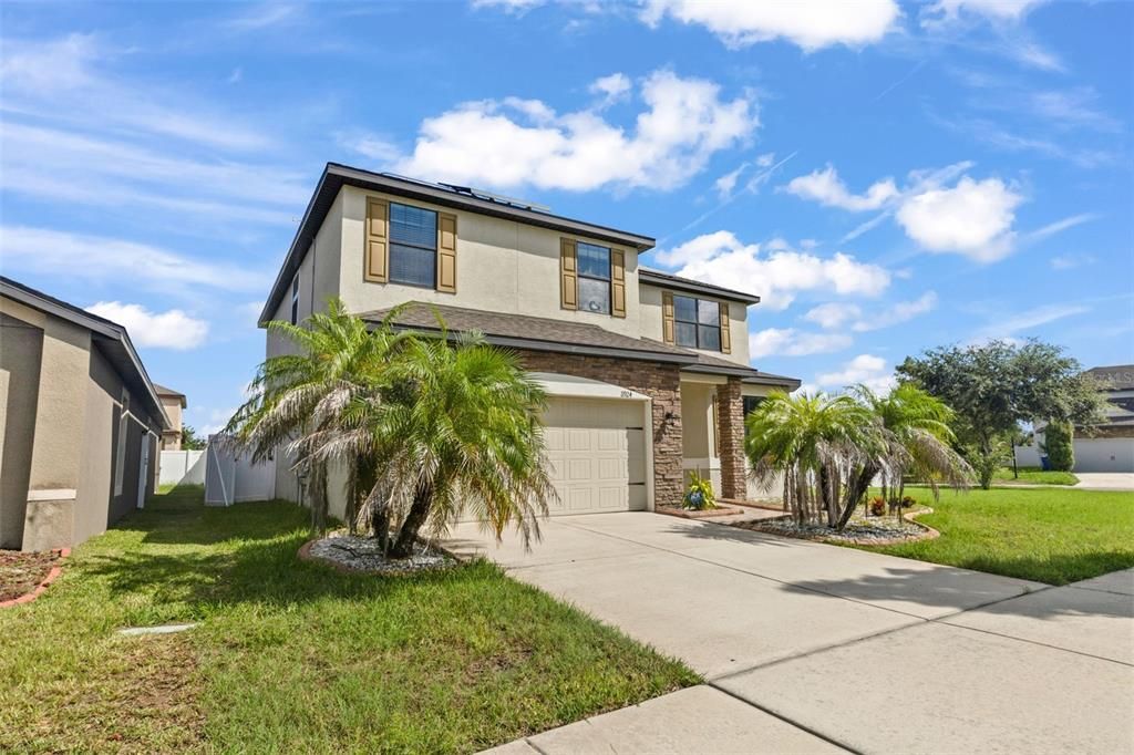 En Venta: $399,900 (4 camas, 2 baños, 2466 Pies cuadrados)