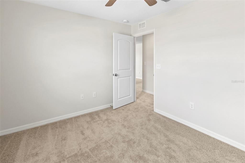 En Venta: $399,900 (4 camas, 2 baños, 2466 Pies cuadrados)