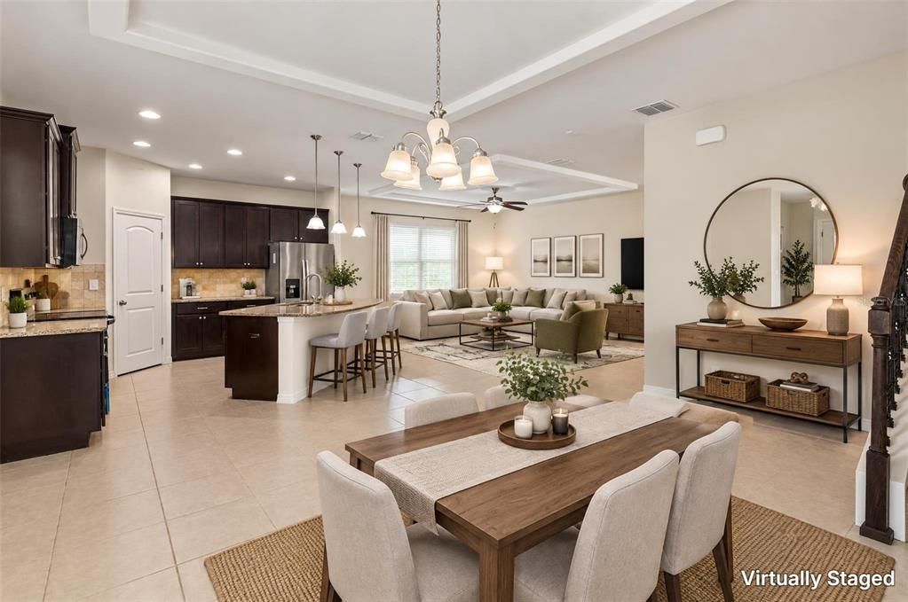 En Venta: $399,900 (4 camas, 2 baños, 2466 Pies cuadrados)