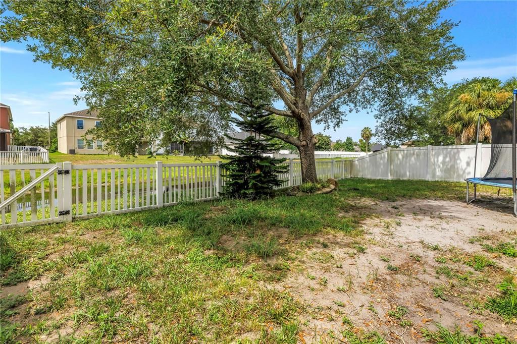 В аренду: $2,300 (3 спален, 2 ванн, 2368 Квадратных фут)