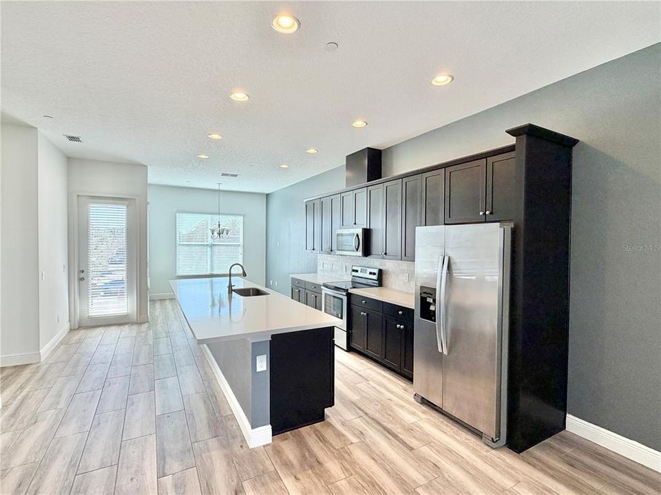 For Rent: $3,400 (4 beds, 3 baths, 2242 Square Feet)
