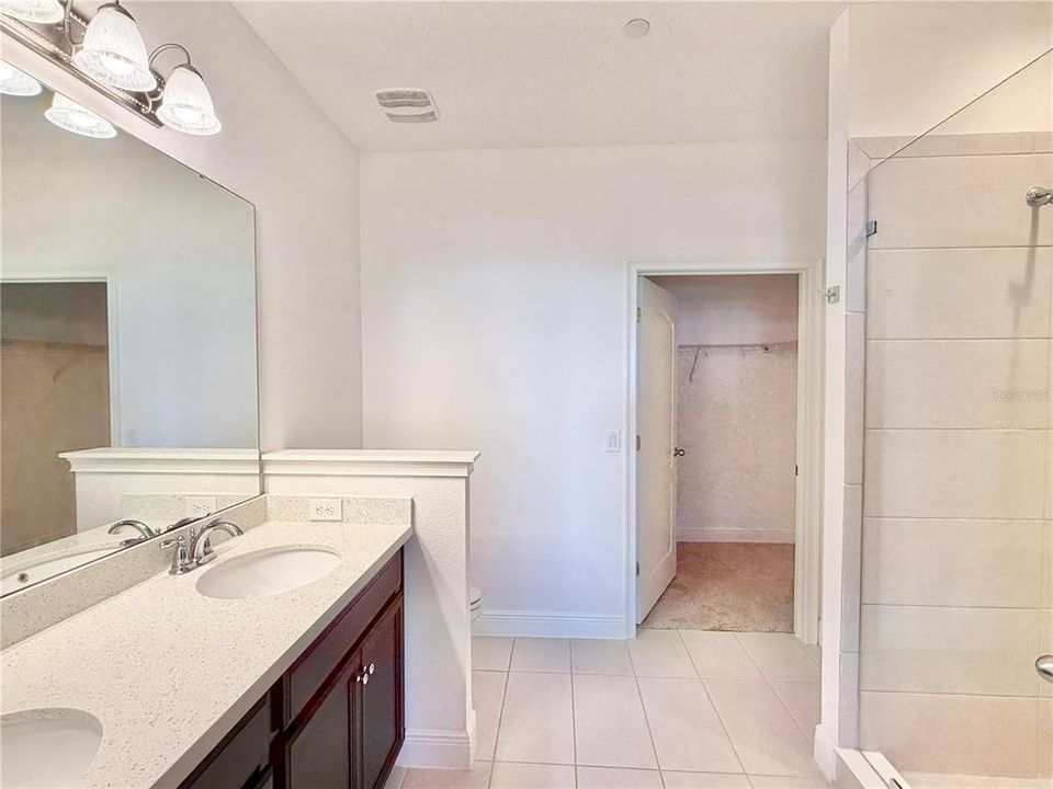 For Rent: $3,400 (4 beds, 3 baths, 2242 Square Feet)