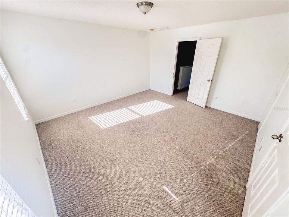 For Sale: $289,000 (2 beds, 2 baths, 1402 Square Feet)