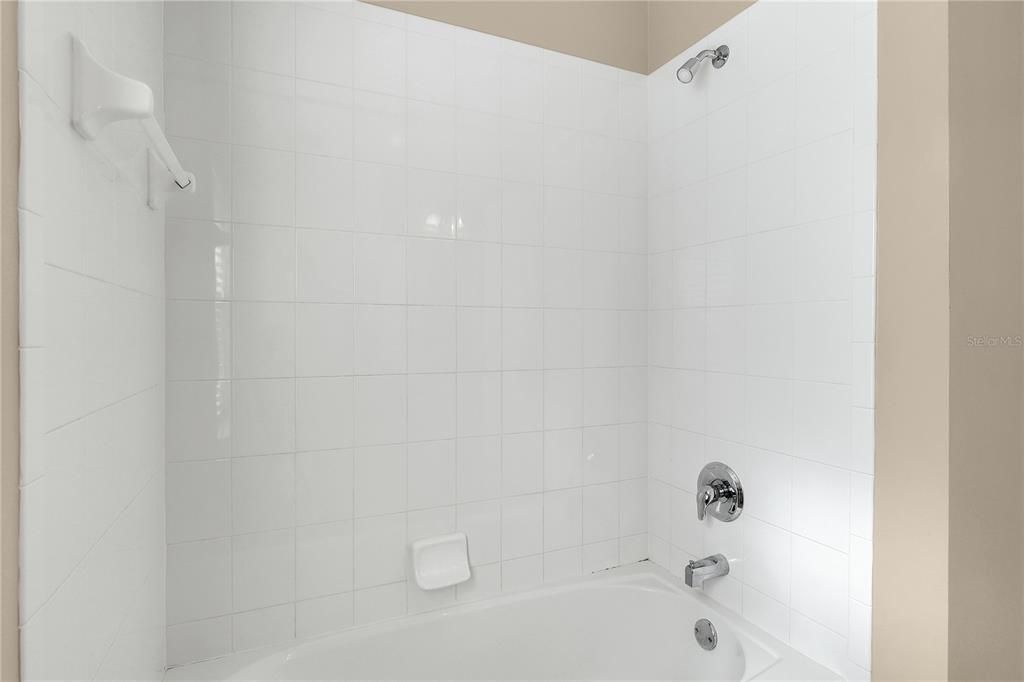 В аренду: $2,200 (3 спален, 2 ванн, 1741 Квадратных фут)