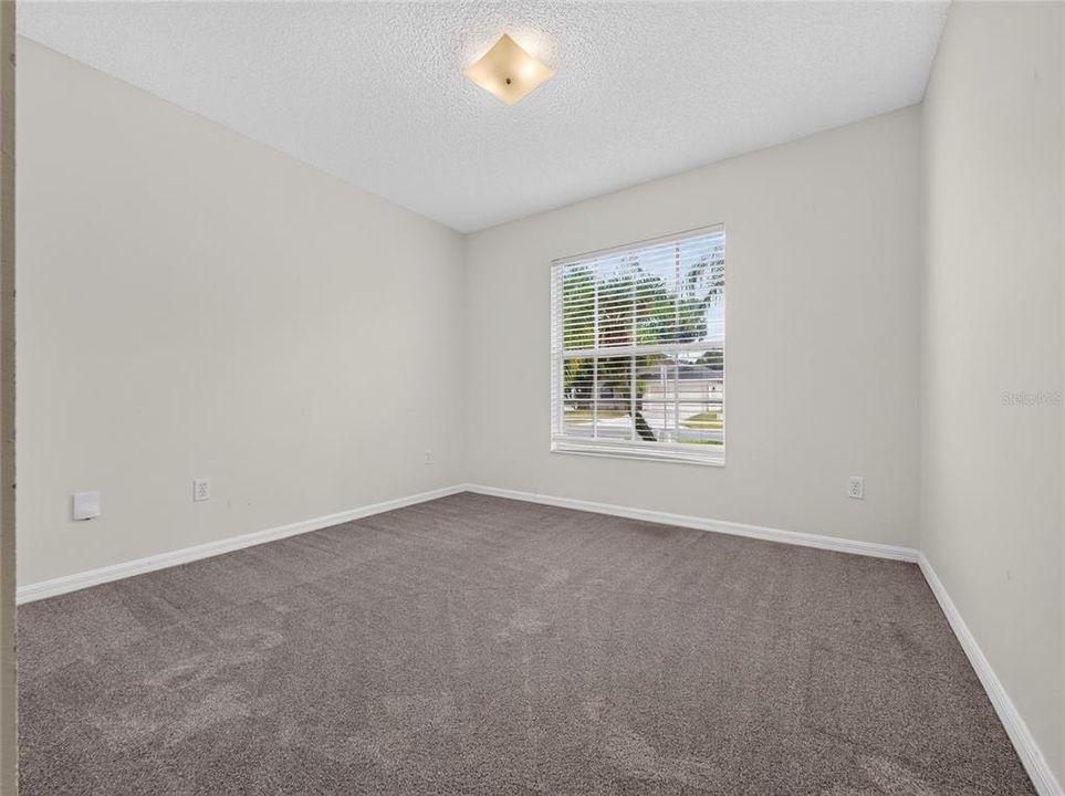 Active With Contract: $350,000 (3 beds, 2 baths, 1564 Square Feet)