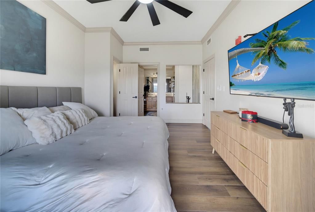 For Sale: $275,000 (3 beds, 2 baths, 1344 Square Feet)