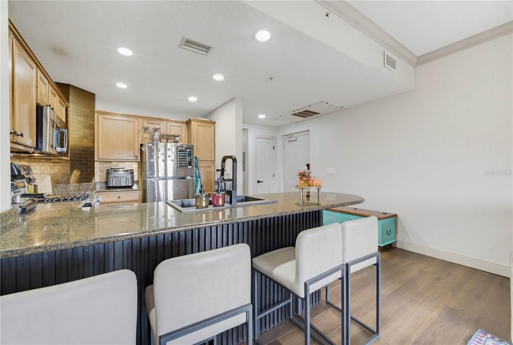 For Sale: $275,000 (3 beds, 2 baths, 1344 Square Feet)