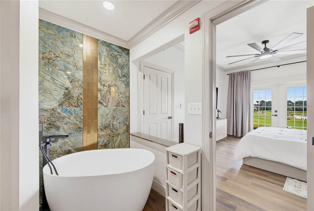 For Sale: $275,000 (3 beds, 2 baths, 1344 Square Feet)