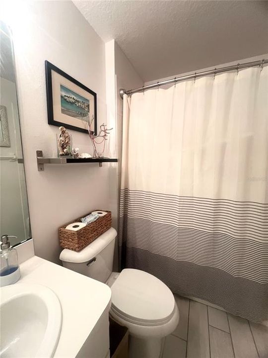 En Venta: $315,000 (3 camas, 2 baños, 1272 Pies cuadrados)