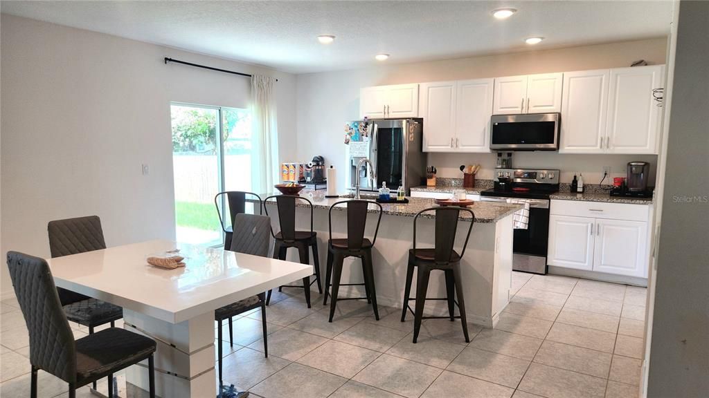 For Sale: $335,000 (4 beds, 2 baths, 1845 Square Feet)