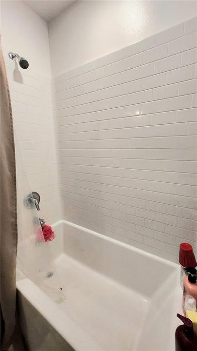 For Sale: $335,000 (4 beds, 2 baths, 1845 Square Feet)
