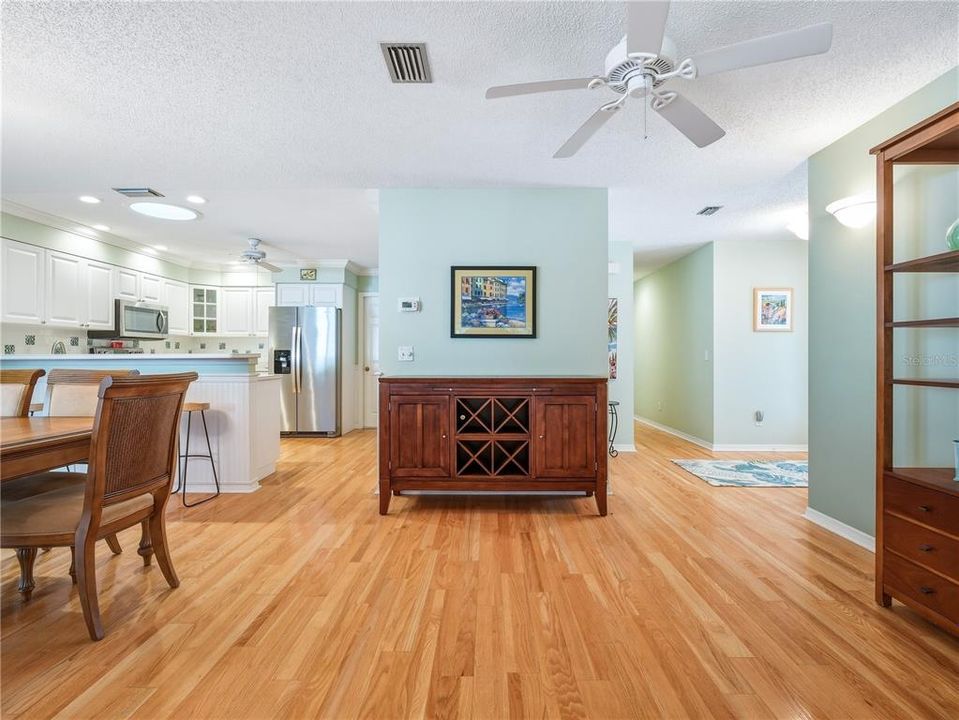For Sale: $719,000 (3 beds, 2 baths, 1940 Square Feet)