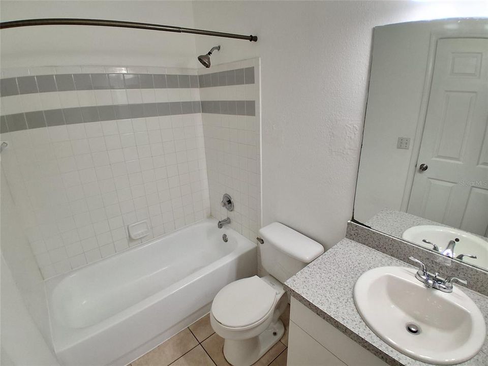 For Rent: $2,295 (3 beds, 2 baths, 1339 Square Feet)