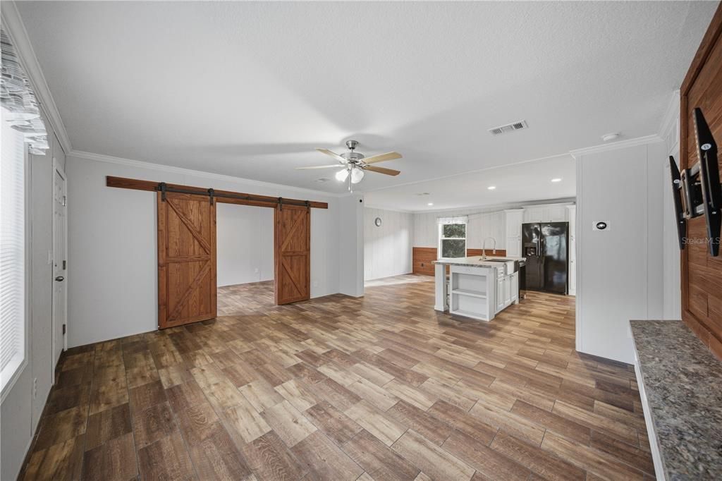En Venta: $419,900 (3 camas, 2 baños, 1680 Pies cuadrados)