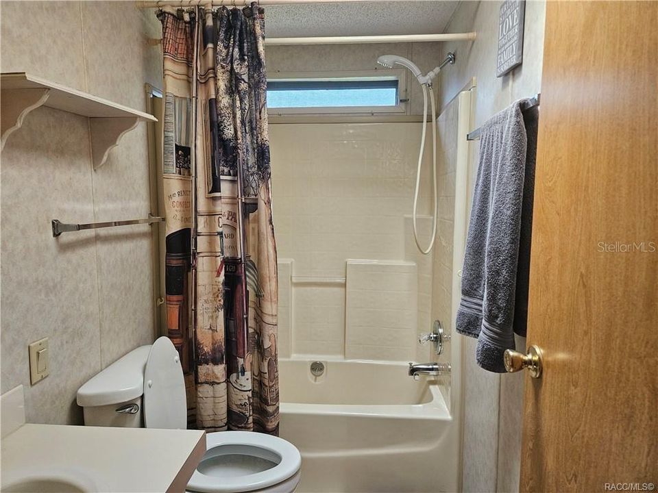 En Venta: $150,000 (3 camas, 2 baños, 1592 Pies cuadrados)