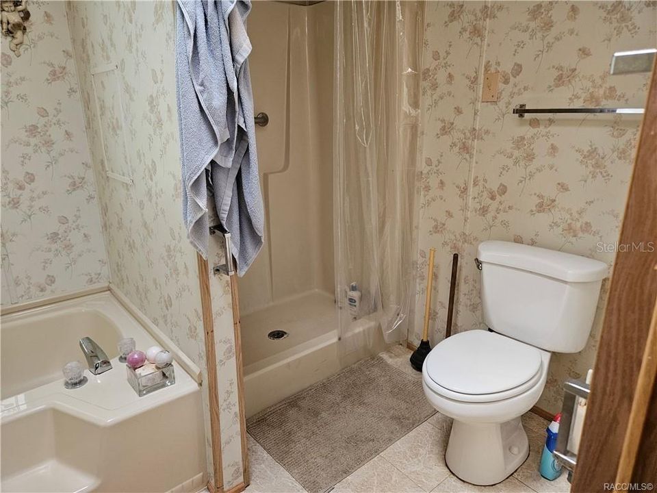 En Venta: $150,000 (3 camas, 2 baños, 1592 Pies cuadrados)
