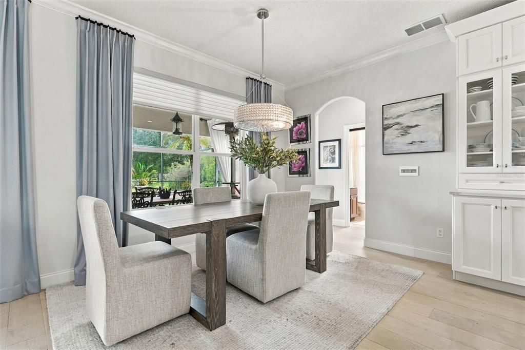 На продажу: $939,999 (5 спален, 4 ванн, 3735 Квадратных фут)