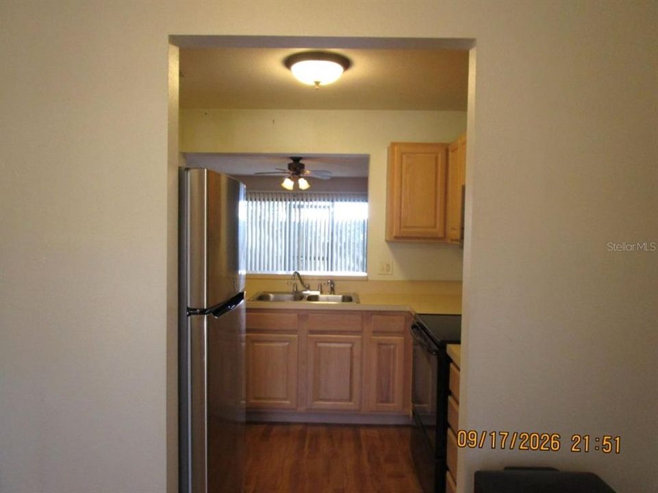 На продажу: $199,000 (2 спален, 2 ванн, 1168 Квадратных фут)