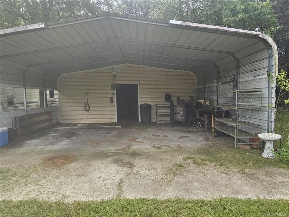 En Venta: $265,000 (4 camas, 2 baños, 2280 Pies cuadrados)