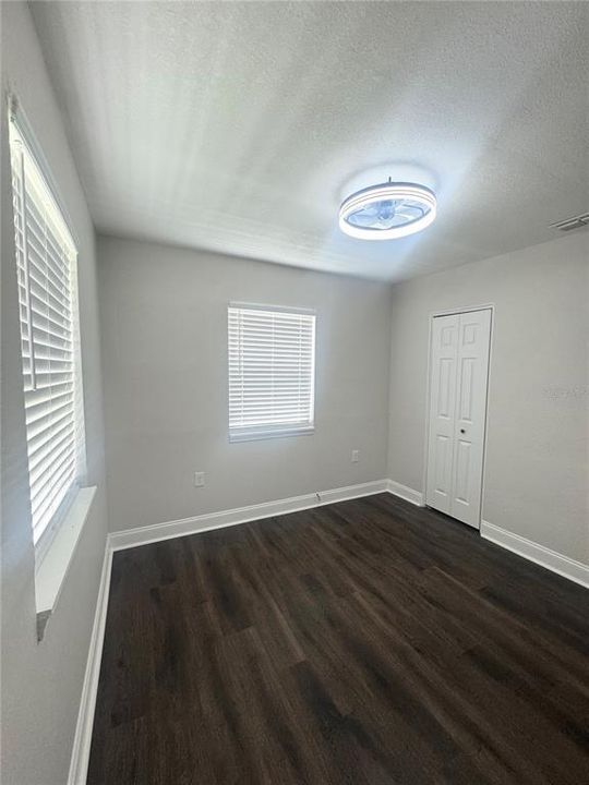 En Venta: $285,000 (2 camas, 1 baños, 810 Pies cuadrados)