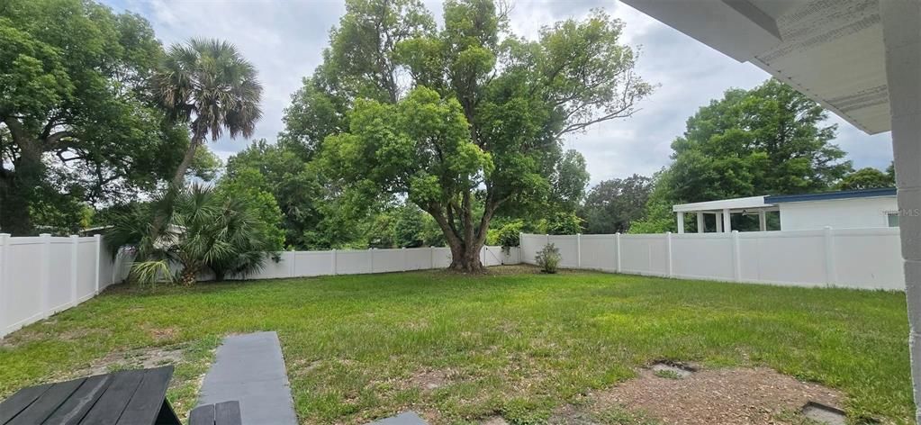 En Venta: $285,000 (2 camas, 1 baños, 810 Pies cuadrados)