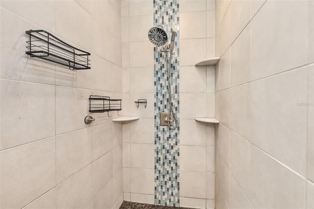 На продажу: $725,000 (3 спален, 2 ванн, 1788 Квадратных фут)