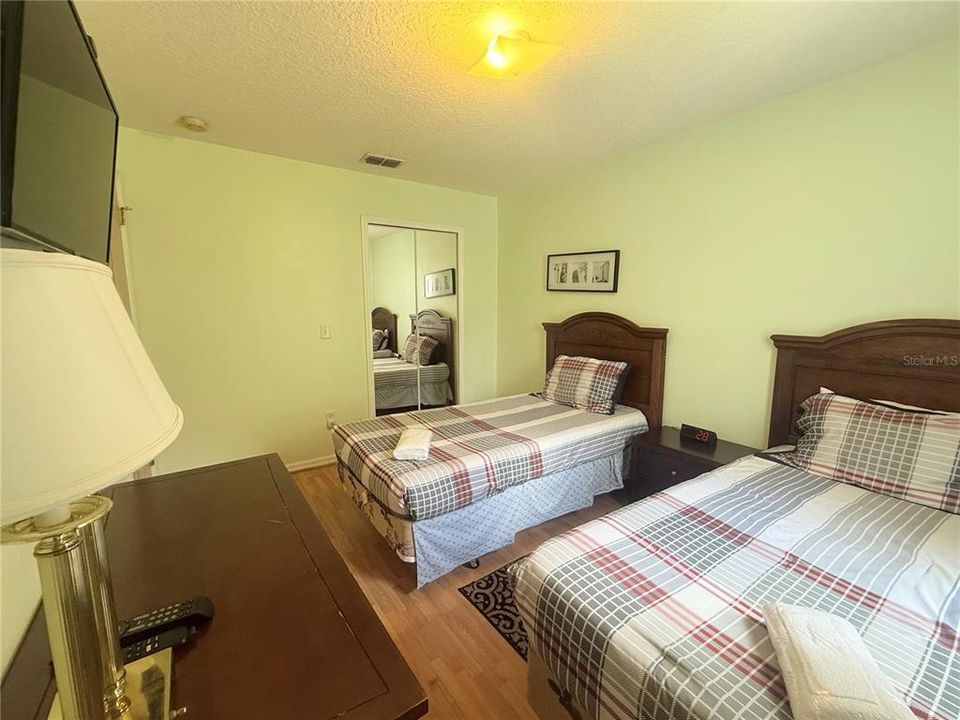 В аренду: $1,800 (3 спален, 2 ванн, 1357 Квадратных фут)