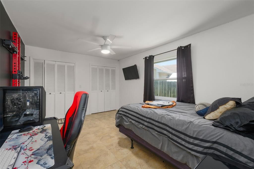 For Sale: $595,500 (3 beds, 3 baths, 2626 Square Feet)