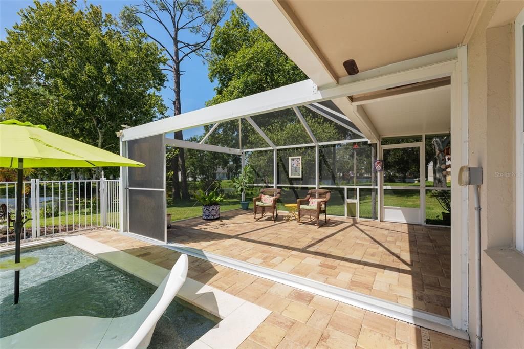 For Sale: $595,500 (3 beds, 3 baths, 2626 Square Feet)