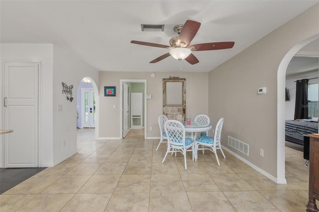 For Sale: $595,500 (3 beds, 3 baths, 2626 Square Feet)