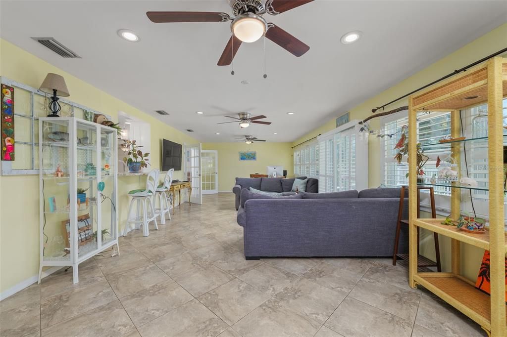 For Sale: $595,500 (3 beds, 3 baths, 2626 Square Feet)