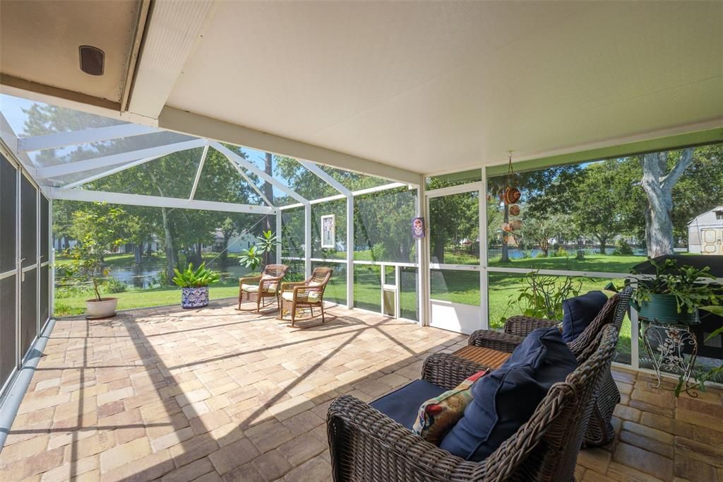 For Sale: $595,500 (3 beds, 3 baths, 2626 Square Feet)