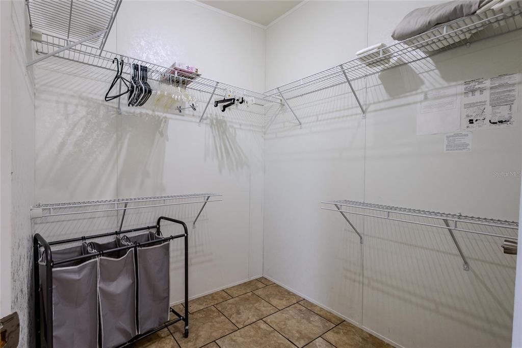 For Sale: $259,900 (3 beds, 2 baths, 1512 Square Feet)