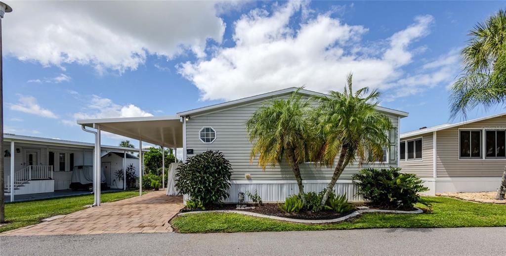 For Sale: $259,900 (3 beds, 2 baths, 1512 Square Feet)