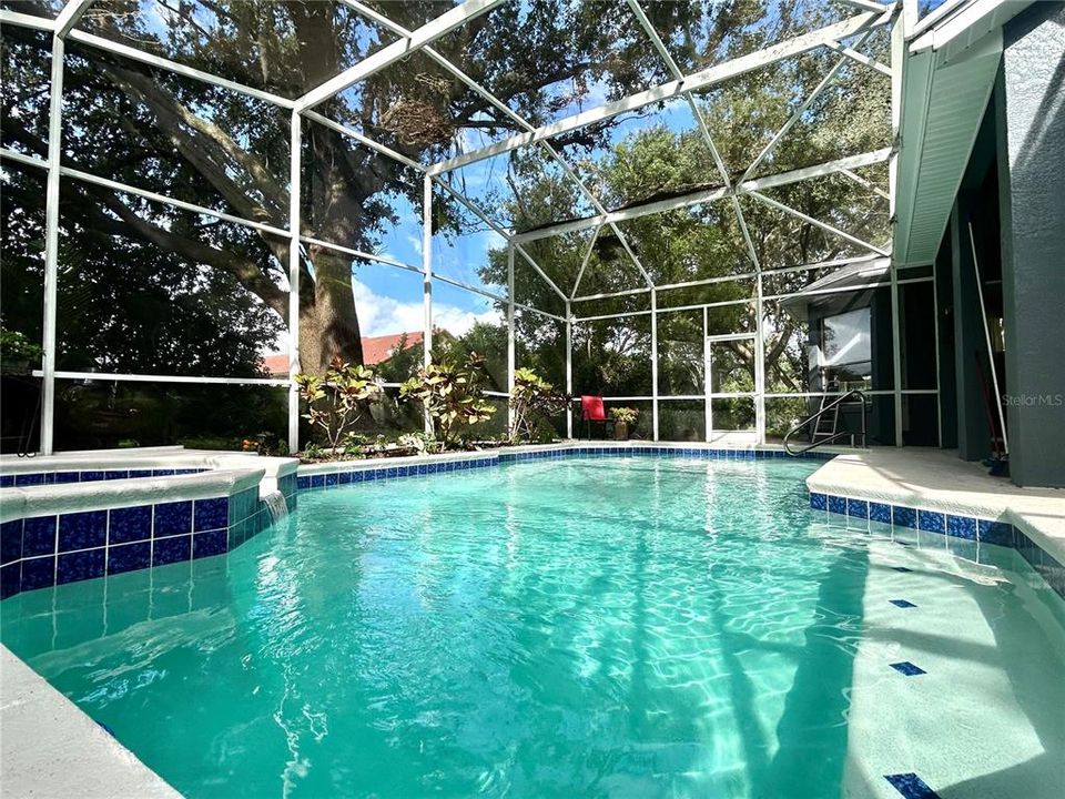 For Sale: $559,000 (4 beds, 2 baths, 2676 Square Feet)