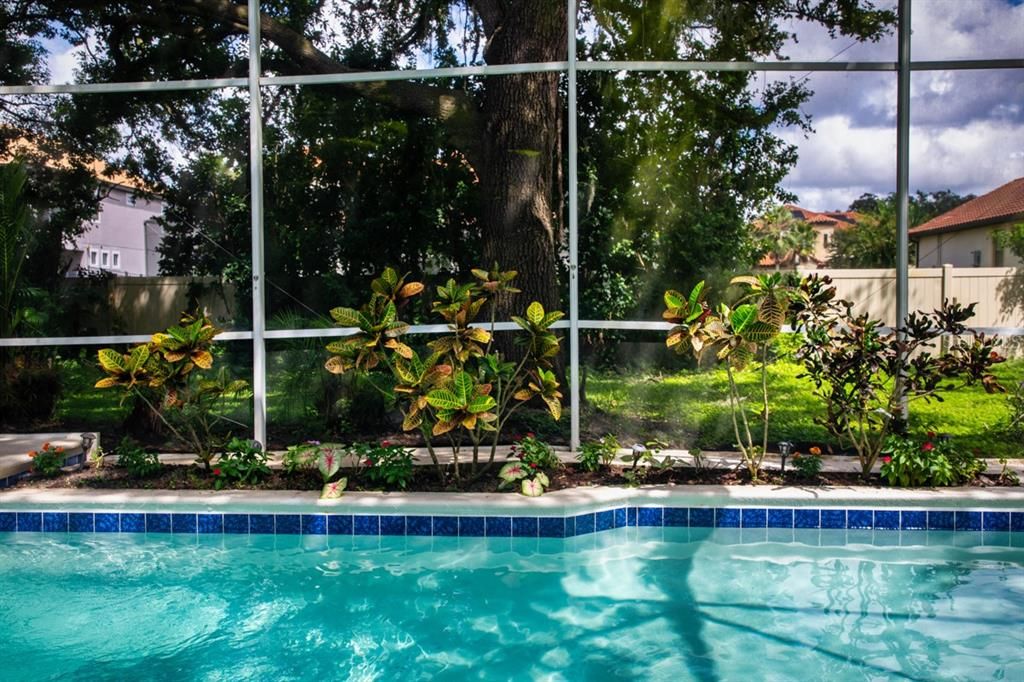 For Sale: $559,000 (4 beds, 2 baths, 2676 Square Feet)