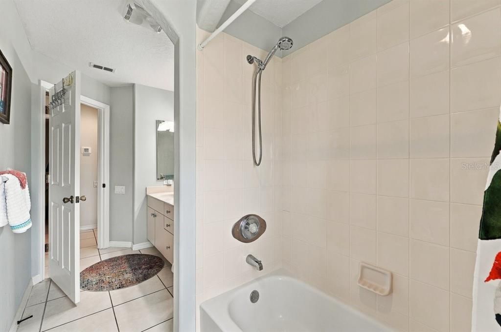 For Sale: $434,900 (3 beds, 2 baths, 2104 Square Feet)