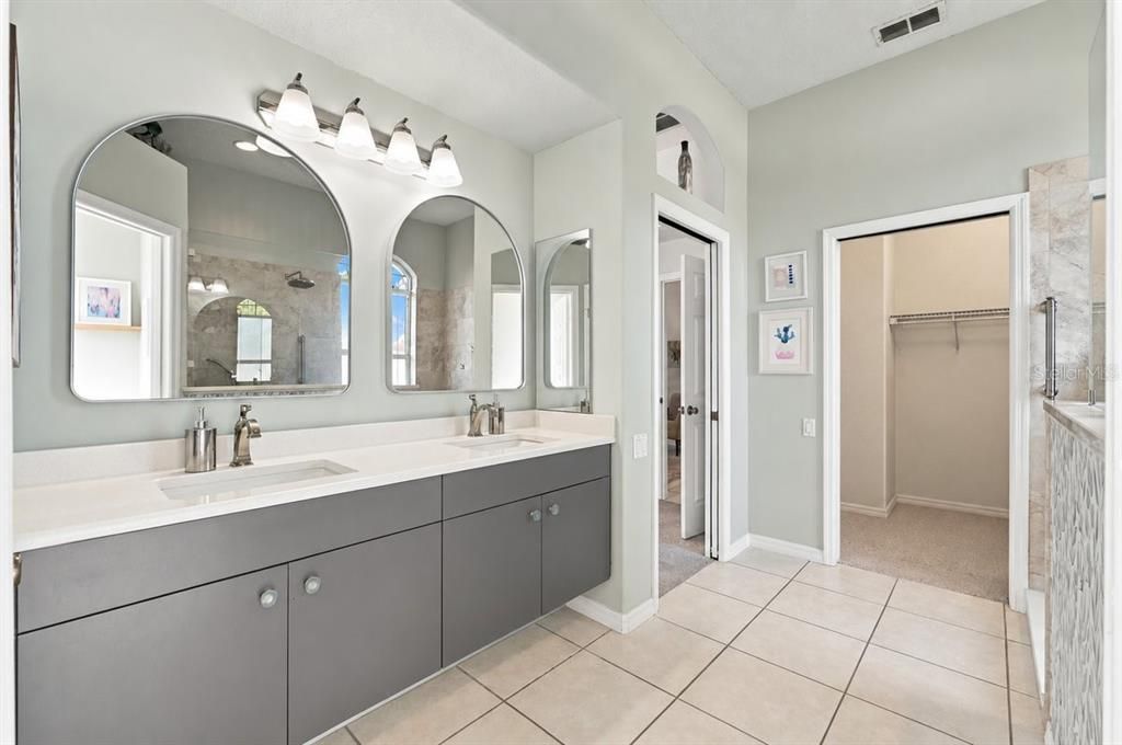 For Sale: $434,900 (3 beds, 2 baths, 2104 Square Feet)