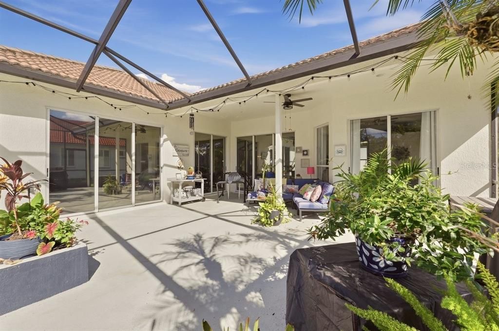 For Sale: $434,900 (3 beds, 2 baths, 2104 Square Feet)