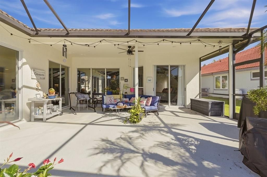 For Sale: $434,900 (3 beds, 2 baths, 2104 Square Feet)