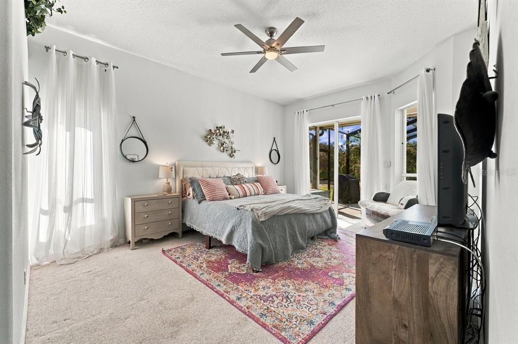 For Sale: $434,900 (3 beds, 2 baths, 2104 Square Feet)