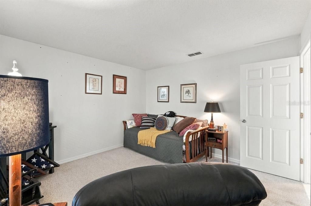 For Sale: $434,900 (3 beds, 2 baths, 2104 Square Feet)