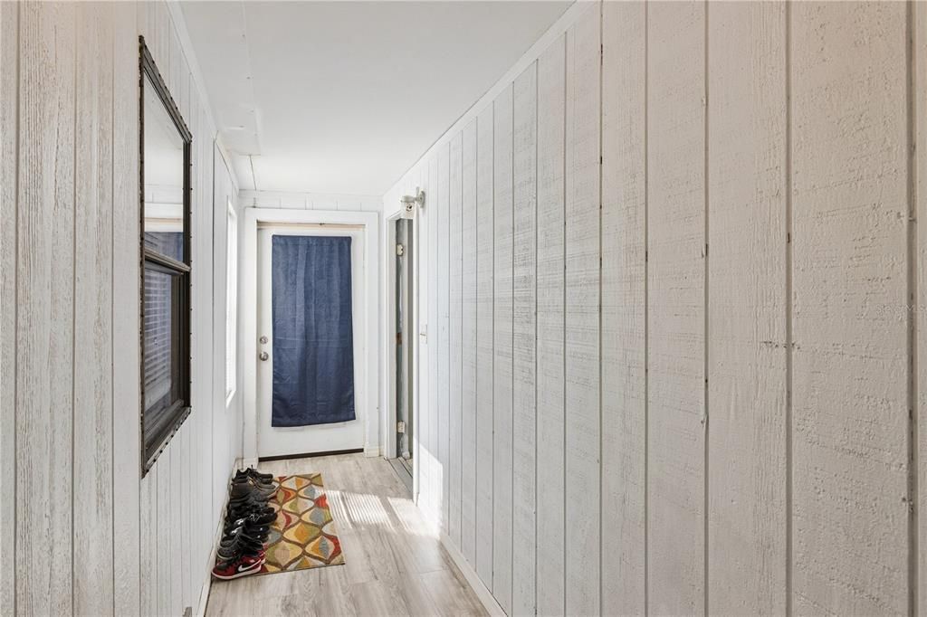 На продажу: $260,000 (4 спален, 3 ванн, 2300 Квадратных фут)