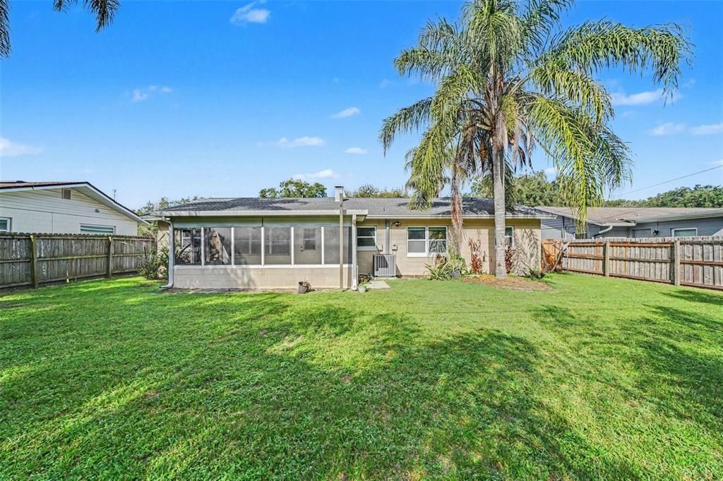 For Sale: $549,000 (3 beds, 2 baths, 1335 Square Feet)