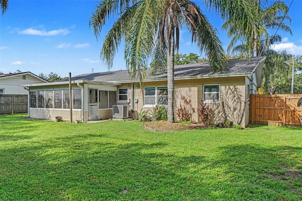 For Sale: $549,000 (3 beds, 2 baths, 1335 Square Feet)