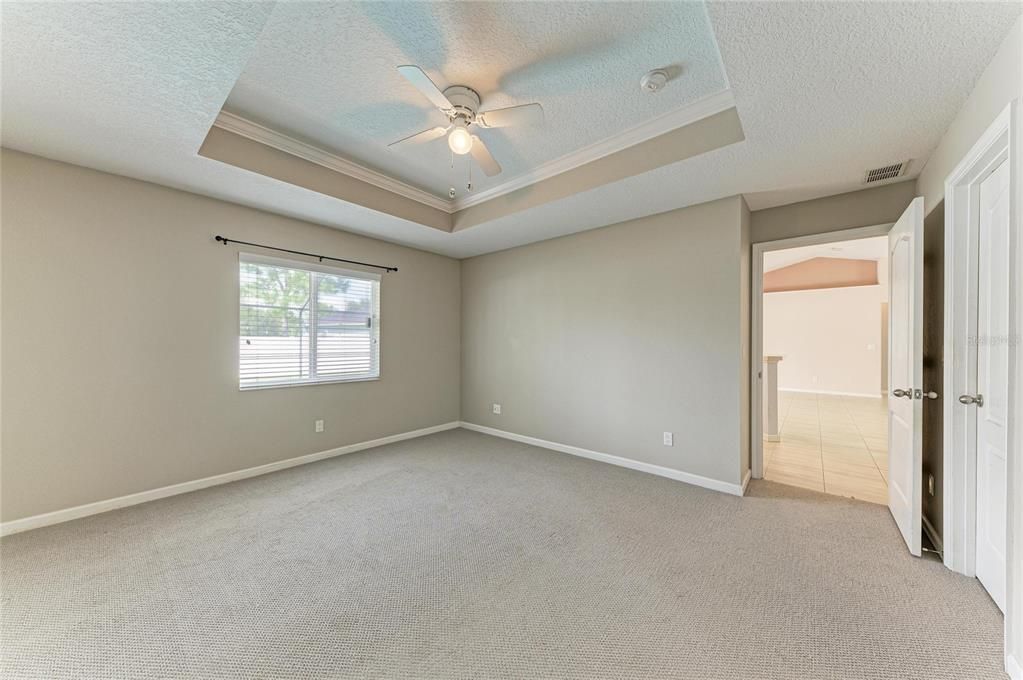 For Sale: $425,000 (3 beds, 2 baths, 1417 Square Feet)
