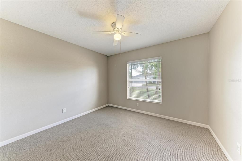 For Sale: $425,000 (3 beds, 2 baths, 1417 Square Feet)