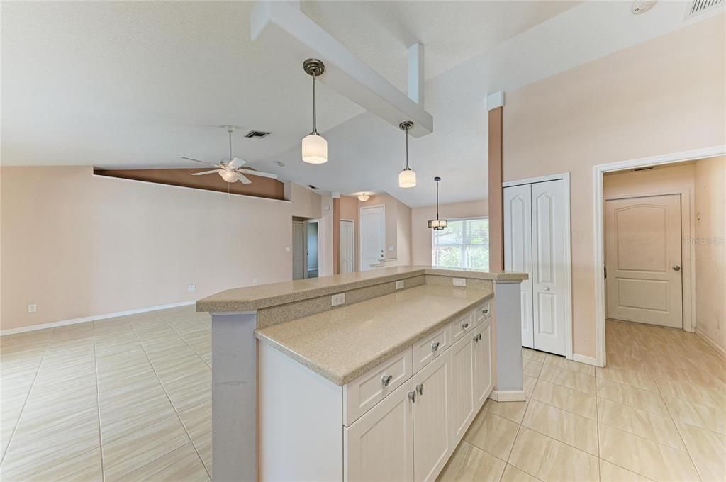 For Sale: $425,000 (3 beds, 2 baths, 1417 Square Feet)